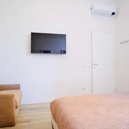 Cavour - Boutique In Appartement *