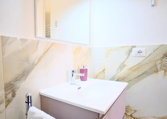 Cavour - Boutique In Apartmán